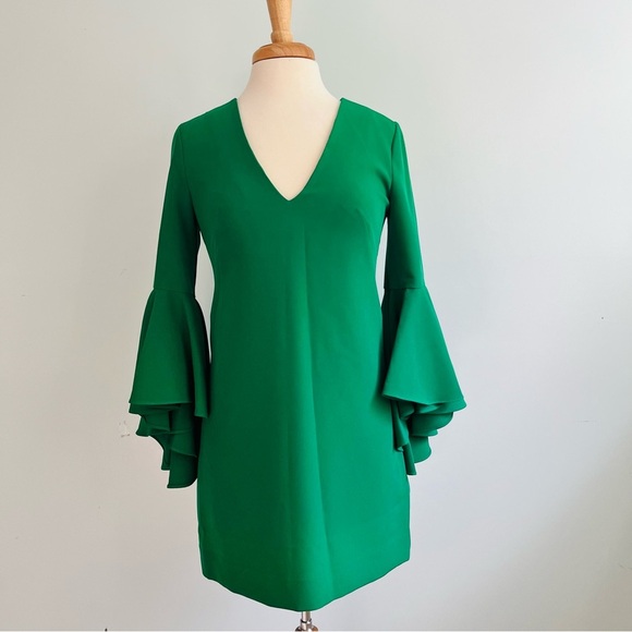 Milly Emerald Green Nicole Dress Size 4 V Neck Mini Sheath Ruffle 3/4 Sleeves - Picture 4 of 13